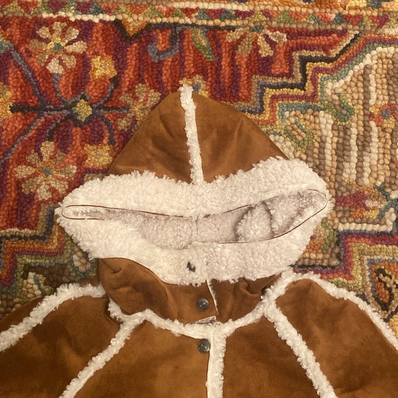 We The Free Tan and Cream Teddy Jacket - Picture 7 of 10